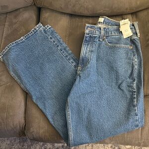 Abercrombie & Fitch Women's Wide Leg Jeans in Medium Blue